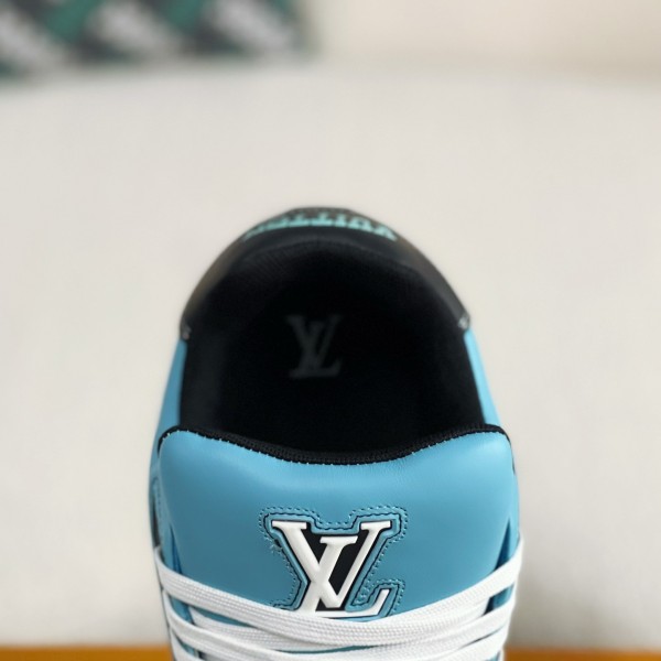LOUIS VUITTON TRAINER SNEAKERS