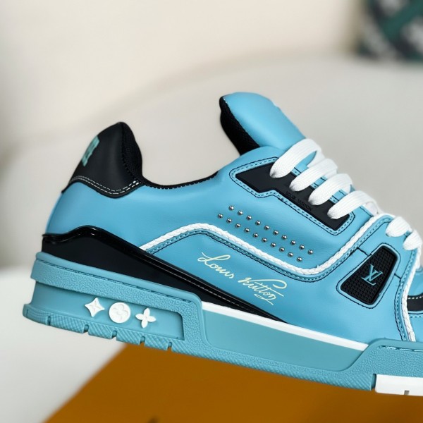LOUIS VUITTON TRAINER SNEAKERS