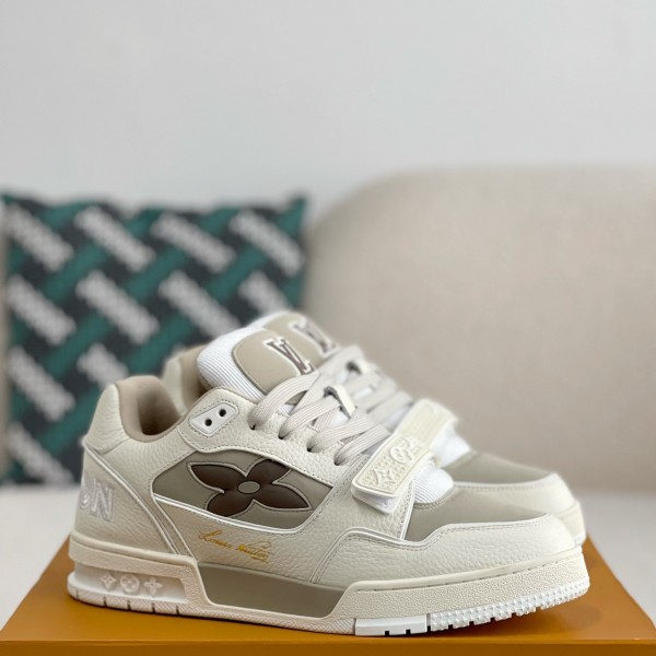 「#3343」 LOUIS VUITTON TRAINER SNEAKERS