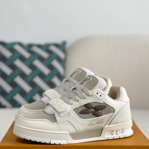 「#3343」 LOUIS VUITTON TRAINER SNEAKERS
