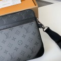 「#3346」Louis Vuitton Trio New Men’s colour-matching postman bag M69443  Size：25*18.5*7cm