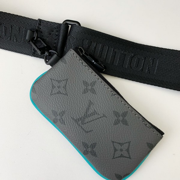 Louis Vuitton Trio New Men’s colour-matching postman bag M11648  Size：25*18.5*7cm