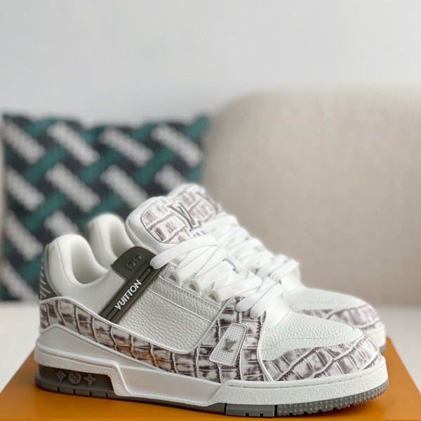 「#3368」 LOUIS VUITTON TRAINER SNEAKERS