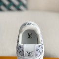 「#3369」 LOUIS VUITTON TRAINER SNEAKERS