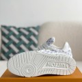 「#3369」 LOUIS VUITTON TRAINER SNEAKERS