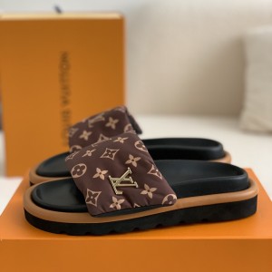 「#873」LOUIS VUITTON  SLIPPERS