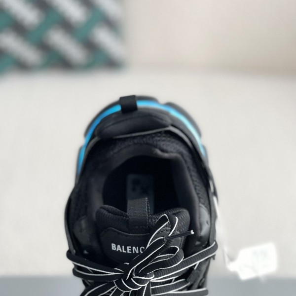 Balenciaga Track 1.0 track led Trainers