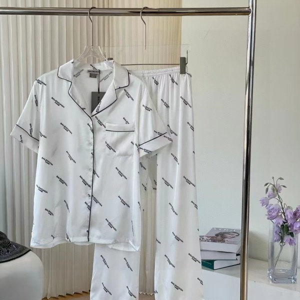 「#3470」Balenciaga High Quality Pajamas New Style