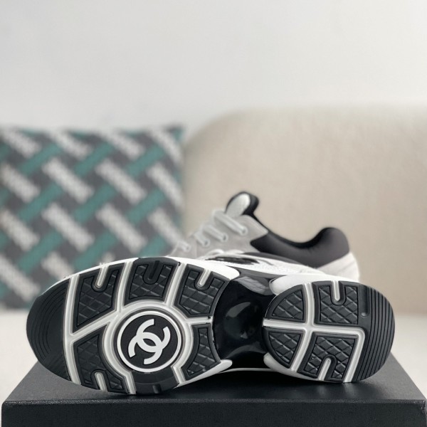 Chanel casual sneakers