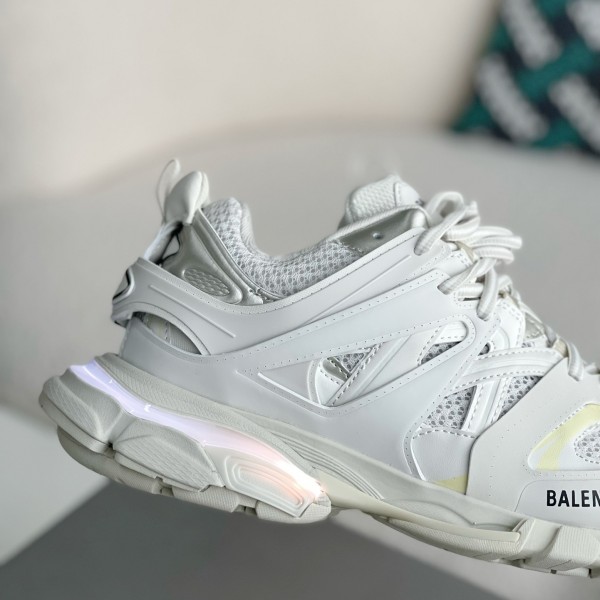 Balenciaga Track 1.0 track led Trainers