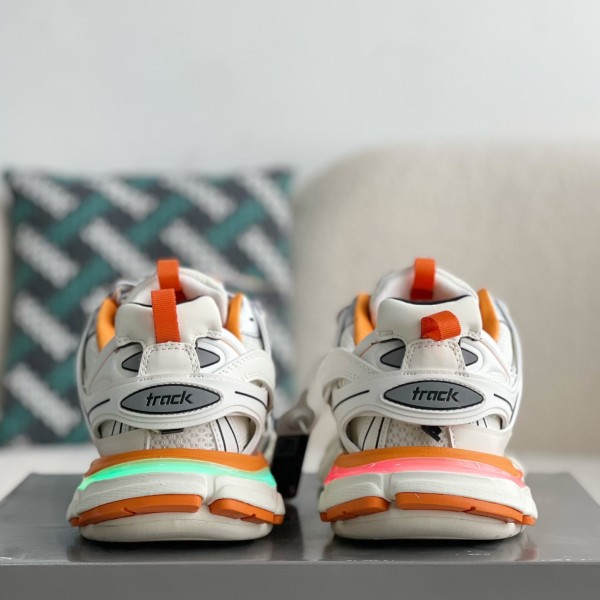 Balenciaga Track 1.0 track led Trainers
