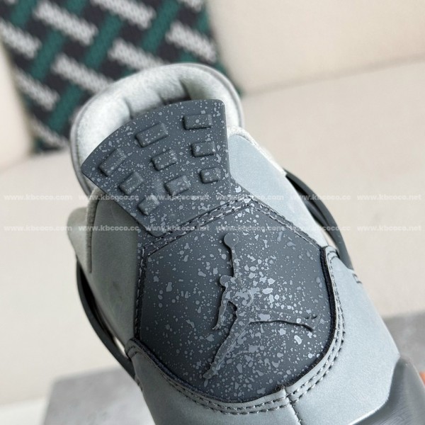 Jordan Air Jordan 4 retro kaws suede lightweight wear-resistant non-slip mid-top