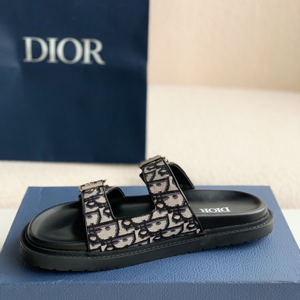 Dior Classic B22 Clunky Sandals