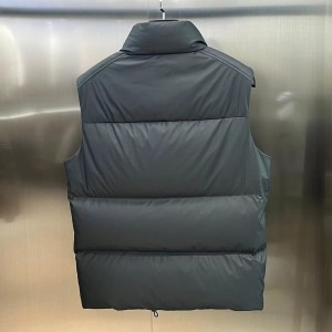 「#3517」Prada white goose down vest