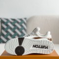 「#3530」 LOUIS VUITTON TRAINER SNEAKERS