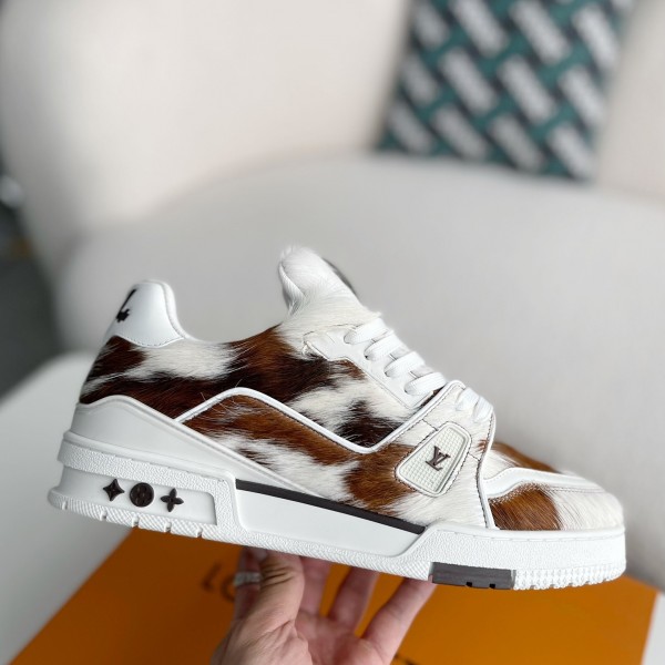 LOUIS VUITTON TRAINER SNEAKERS