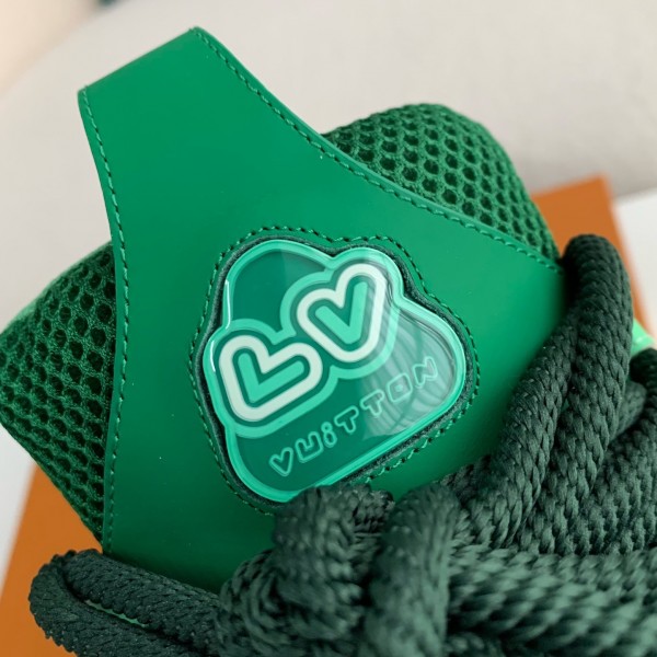 LOUIS VUITTON RUNNER TATIC sneakers