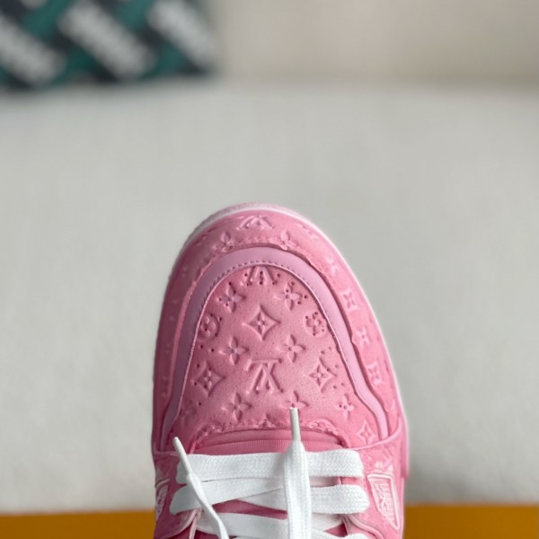 LOUIS VUITTON TRAINER SNEAKERS