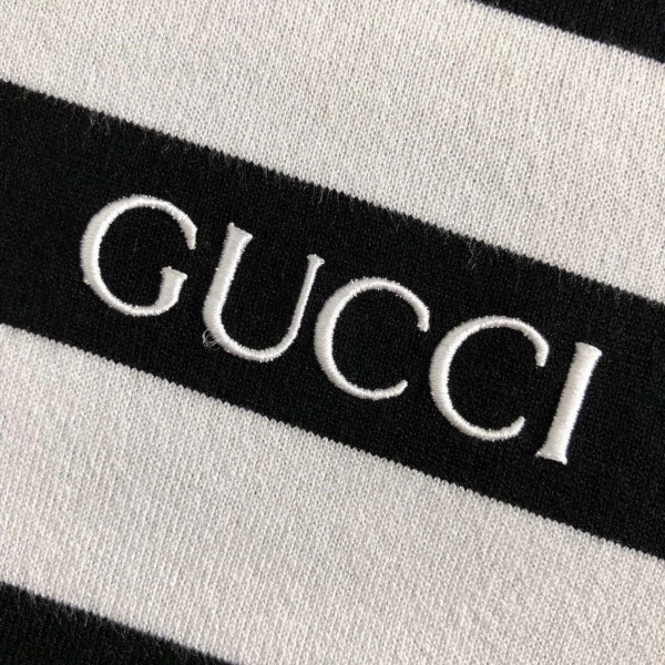 Gucci 24 fall and winter new black and white stripes t-shirt
