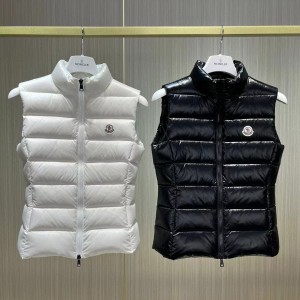 「#3588」Moncler down vest