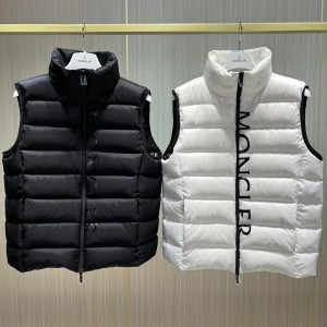 「#3590」Moncler down stand collar vest