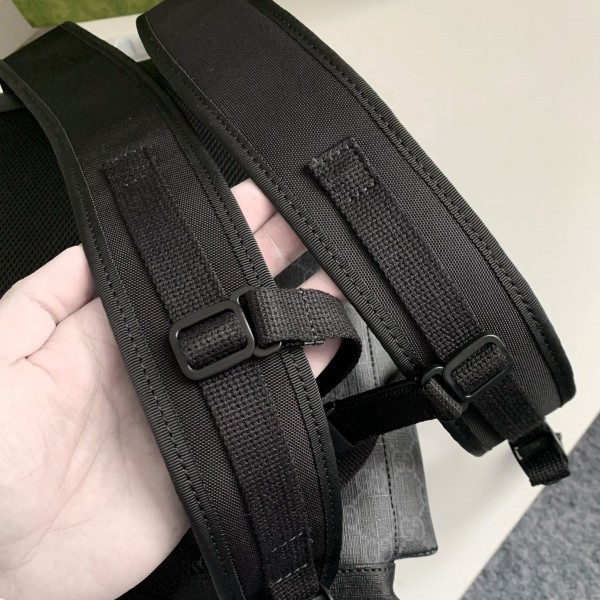 Gucci Popular men’s backpack Size：34*42*16cm