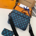 「#940」LOUIS VUITTON  TRIO Full Leather Messenger Bag M46604