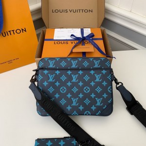 「#940」LOUIS VUITTON  TRIO Full Leather Messenger Bag M46604