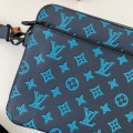 「#940」LOUIS VUITTON  TRIO Full Leather Messenger Bag M46604