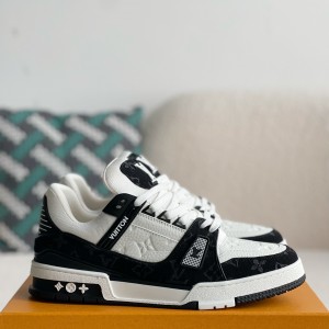 「#312」LOUIS VUITTON TRAINER SNEAKERS