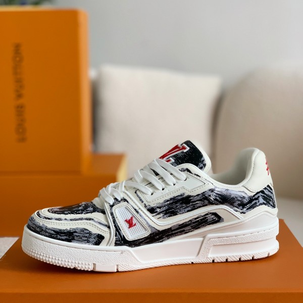 LOUIS VUITTON TRAINER Sneakers