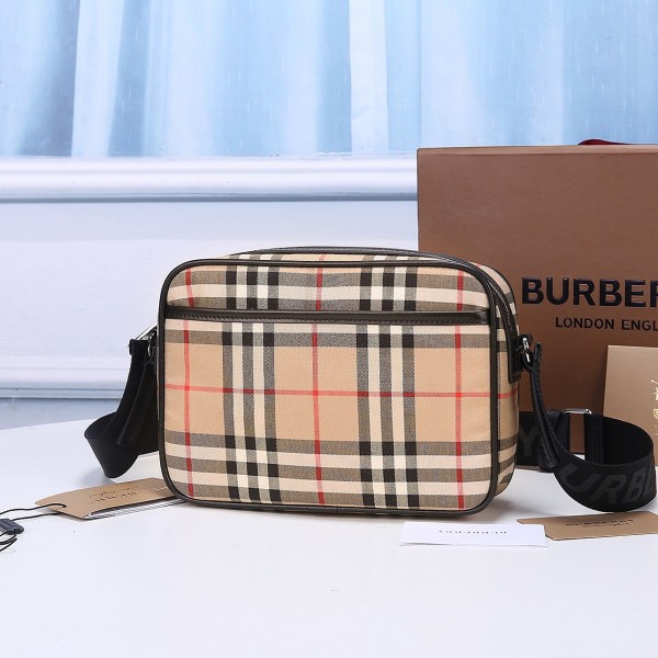 BURBERRY bays