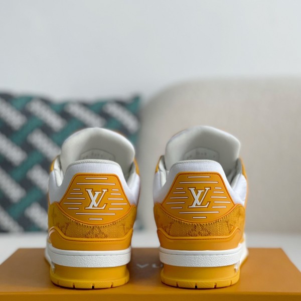 LOUIS VUITTON TRAINER 1A8FN8 Sneakers
