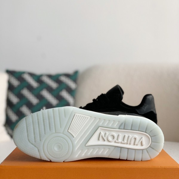 LOUIS VUITTON TRAINER