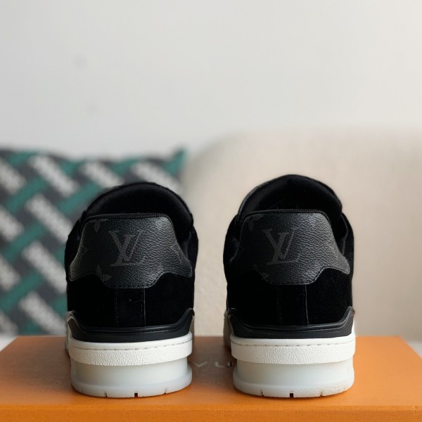 LOUIS VUITTON TRAINER