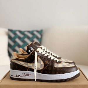 「#317」LOUIS VUITTON × NIKE AIR FORCE 1 Sneaker