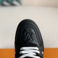 「#707」LOUIS VUITTON TRAINER Sneakers