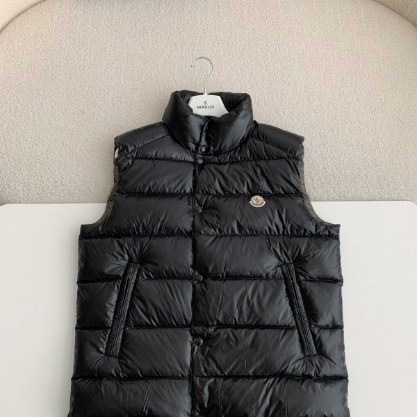 「#3663」Moncler down stand collar vest