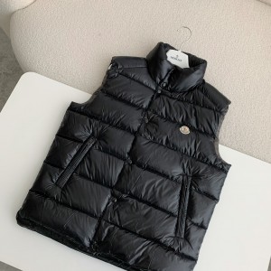 「#3663」Moncler down stand collar vest