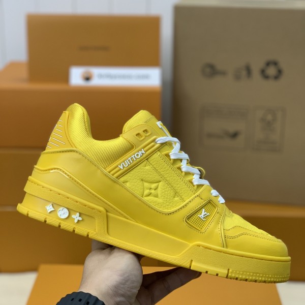 LOUIS VUITTON TRAINER Sneakers