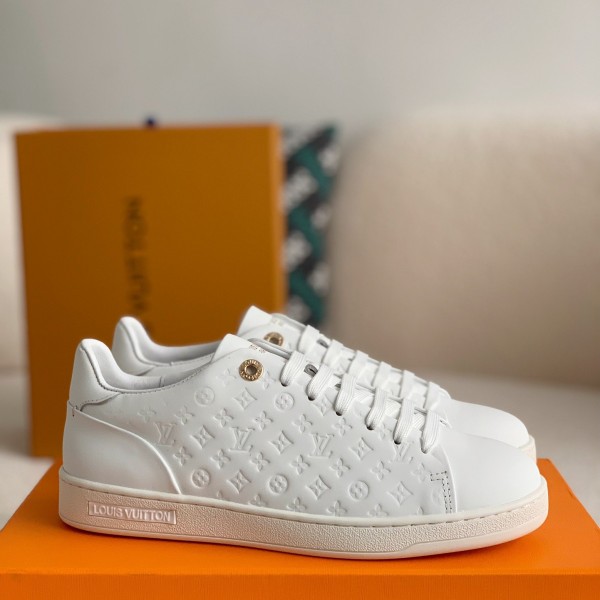 「#935」Louis Vuitton Sneaker