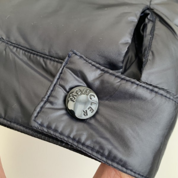 Moncler Short  men