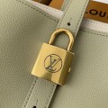 「#3675」Louis Vuitton Low Key Cabas Mid -number Handbag M25343 Size: 30*14*47cm