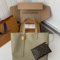 「#3675」Louis Vuitton Low Key Cabas Mid -number Handbag M25343 Size: 30*14*47cm
