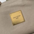 「#3675」Louis Vuitton Low Key Cabas Mid -number Handbag M25343 Size: 30*14*47cm