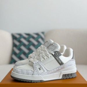 「#3696」 LOUIS VUITTON TRAINER SNEAKERS