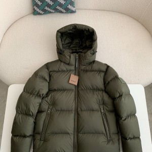 「#3700」Burberry Down Jacket