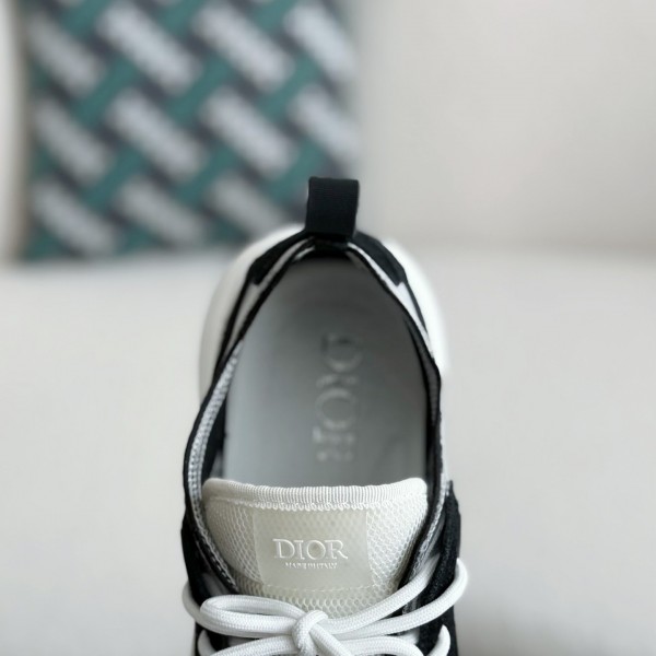 Dior B25 Sneakers