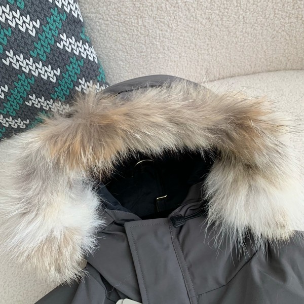 Canada goose Classic expedition pure color winter hardhat Parker coat down jacket