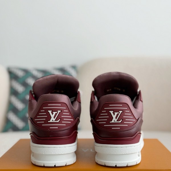 LOUIS VUITTON TRAINER SNEAKERS